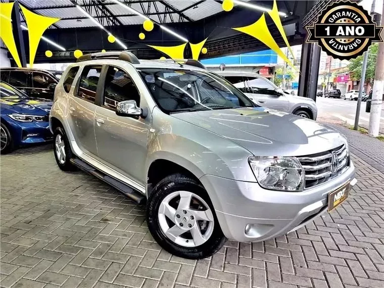 Renault Duster Prata 11