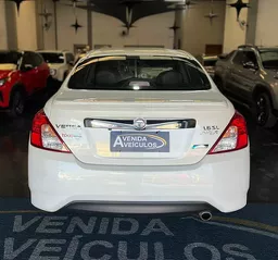 Nissan Versa