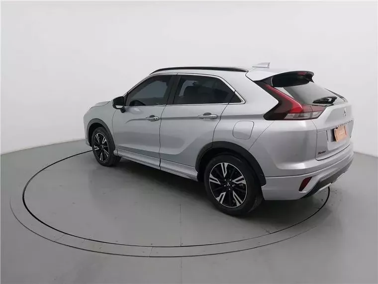 Mitsubishi Eclipse Cross Prata 7