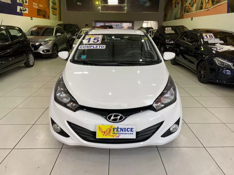 Hyundai HB20 Branco 10