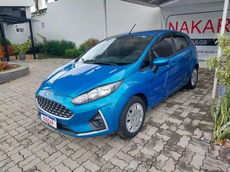 Ford Fiesta Azul 9