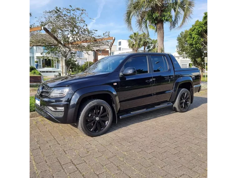 Volkswagen Amarok Preto 23