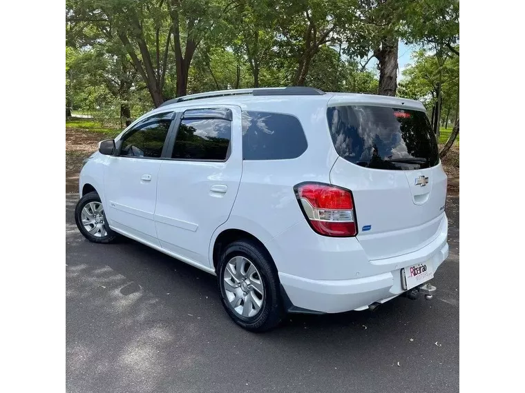 Chevrolet Spin Branco 2