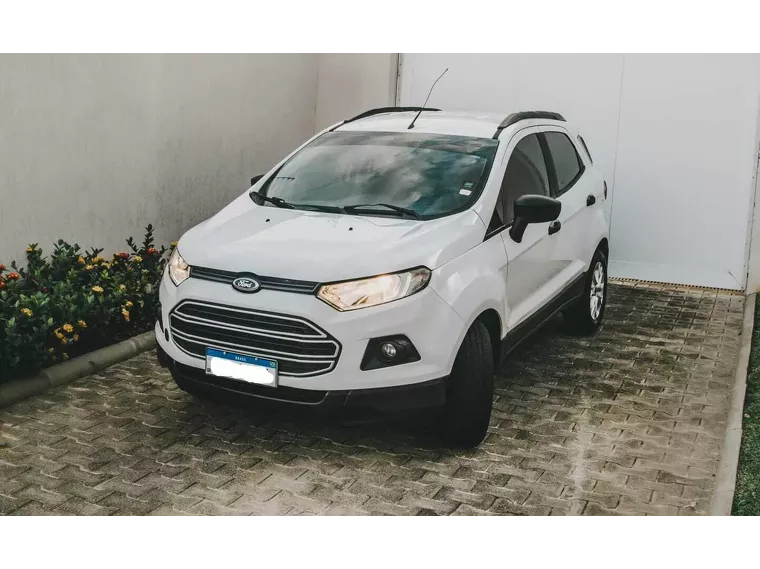 Ford Ecosport Branco 8