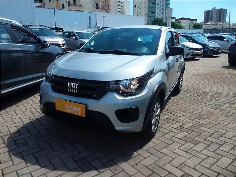 Fiat Mobi Prata 9