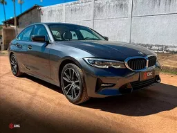 BMW 320i