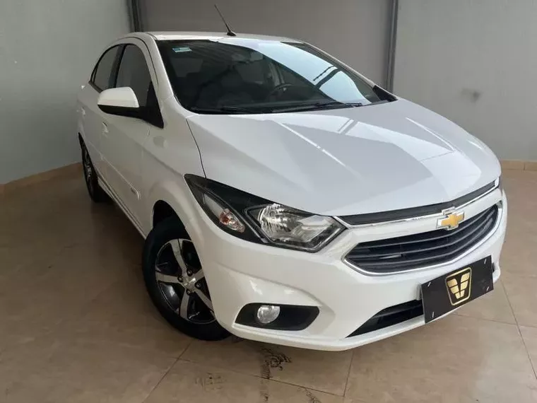 Chevrolet Onix Branco 4