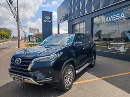 Toyota Hilux SW4
