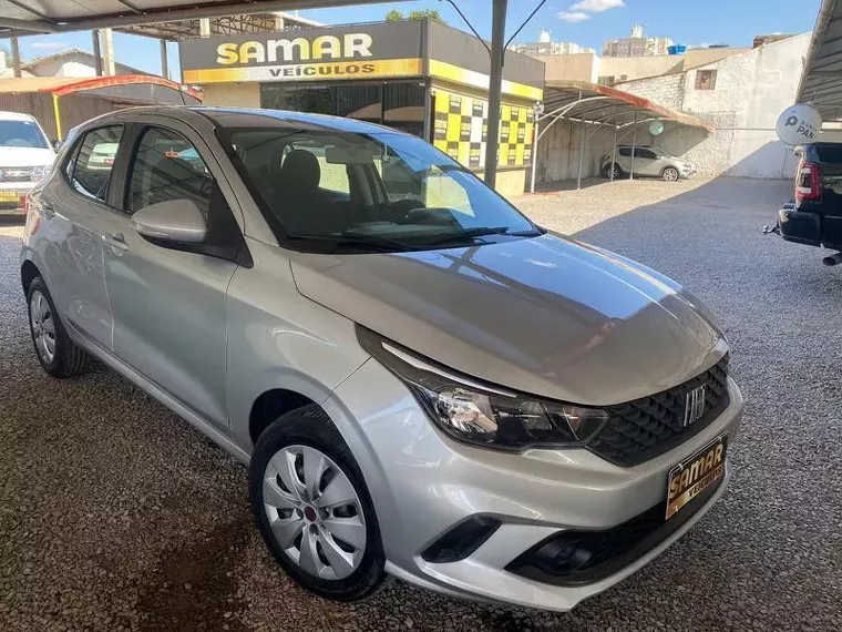 Fiat Argo Prata 4