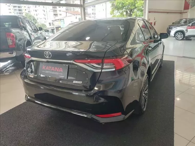 Toyota Corolla Preto 12