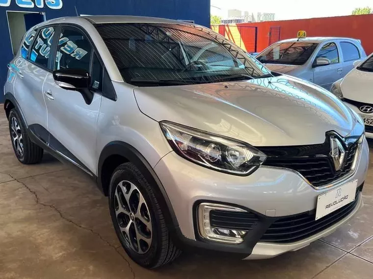 Renault Captur Prata 4