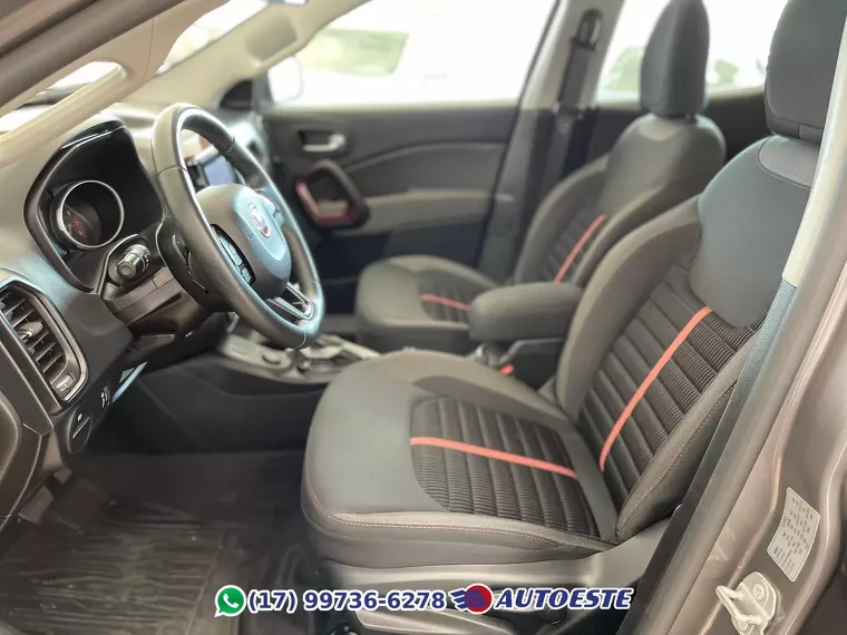 Fiat Toro Cinza 12