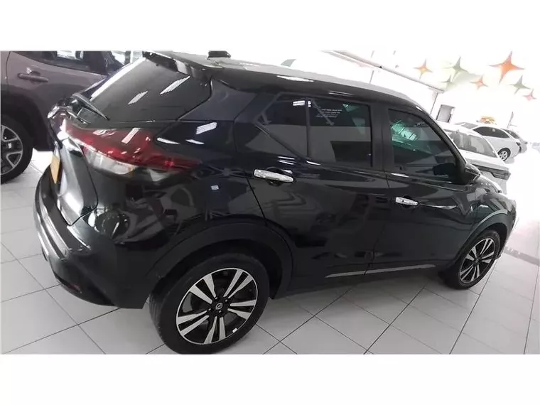 Nissan Kicks Preto 9