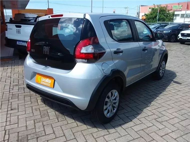 Fiat Mobi Prata 7