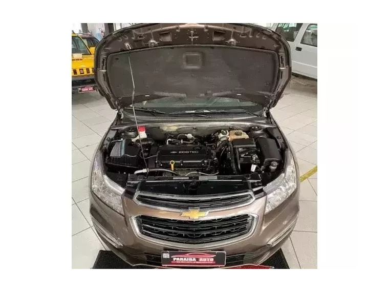 Chevrolet Cruze Cinza 3