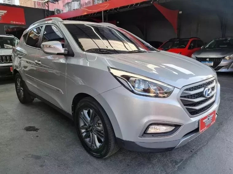 Hyundai IX35 Prata 2