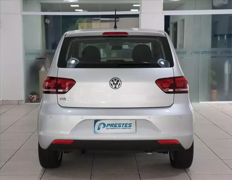 Volkswagen Fox Prata 4