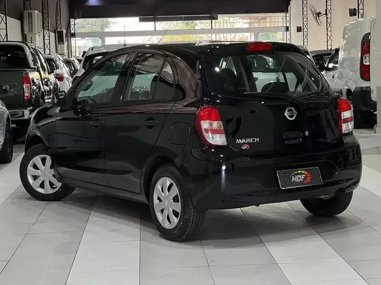 Nissan March Preto 5