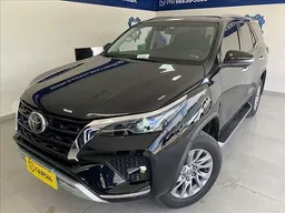 Toyota Hilux SW4