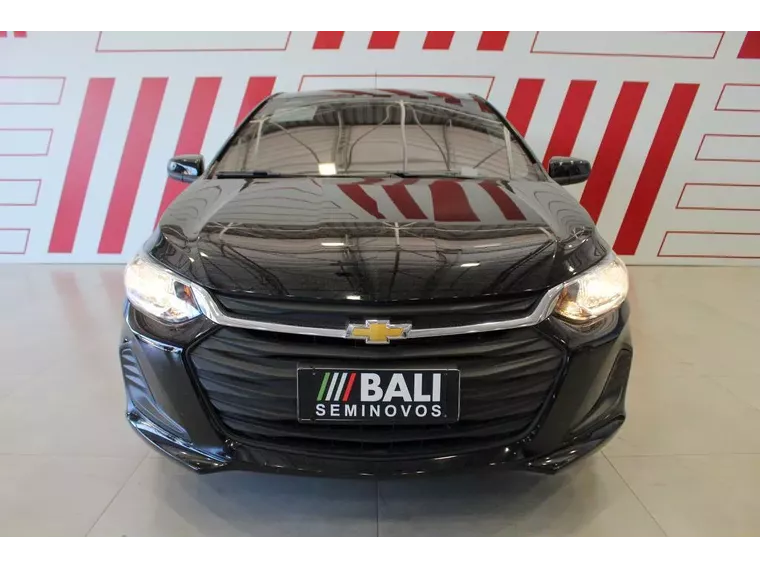 Chevrolet Onix Preto 12