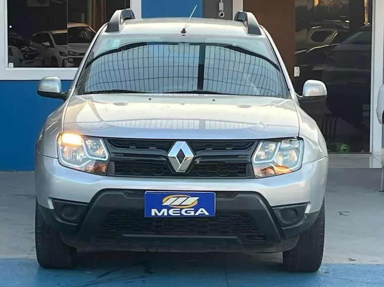 Renault Duster Prata 2