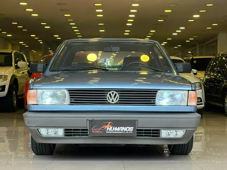 Volkswagen Voyage Azul 1