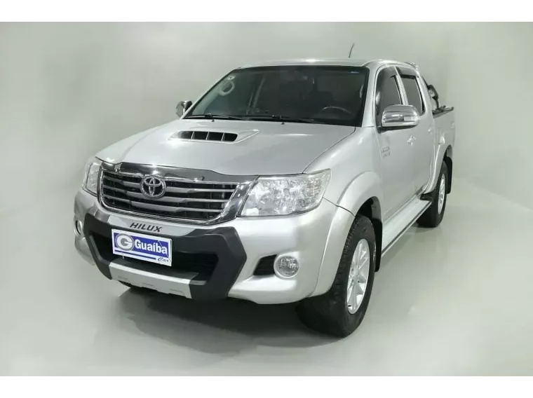 Toyota Hilux Prata 18