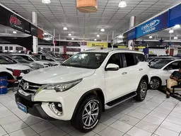 Toyota Hilux SW4