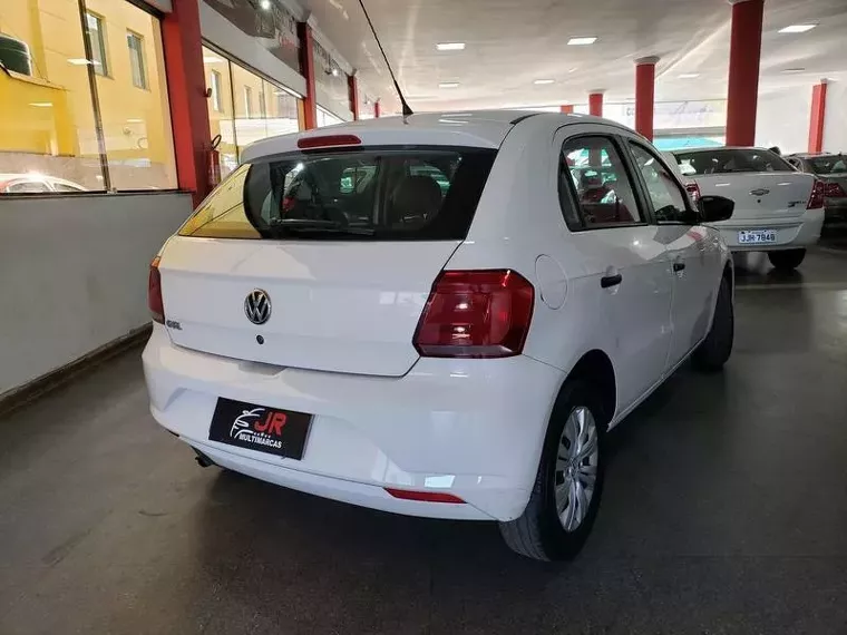 Volkswagen Gol Branco 4