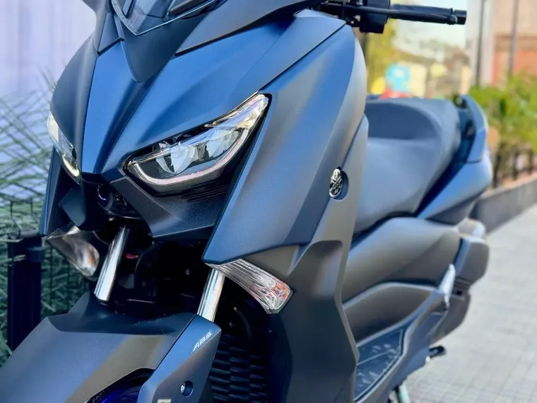 Yamaha Xmax Azul 8