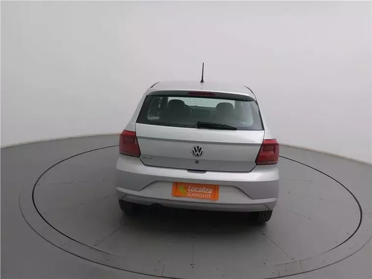 Volkswagen Gol Prata 8