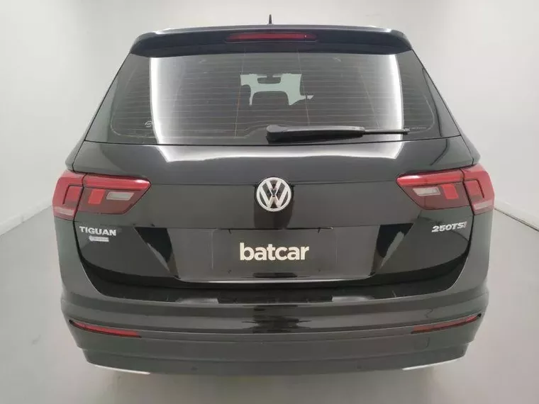 Volkswagen Tiguan Preto 11