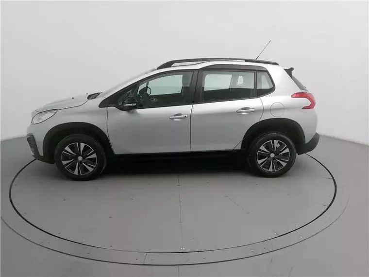 Peugeot 2008 Cinza 7