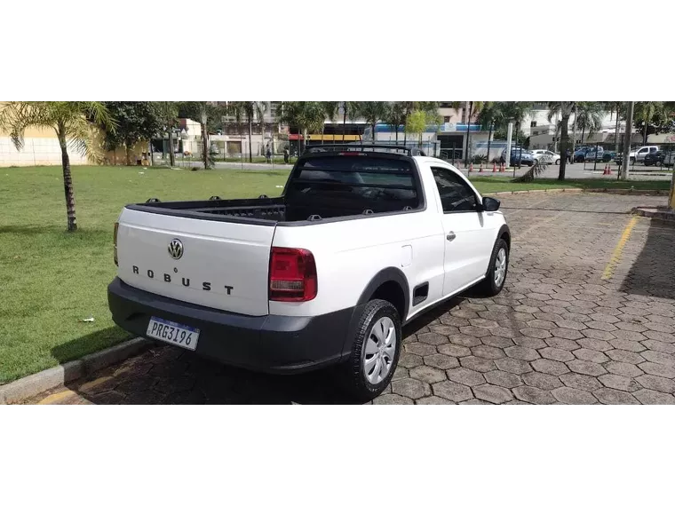 Volkswagen Saveiro Branco 35