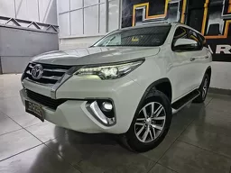 Toyota Hilux SW4
