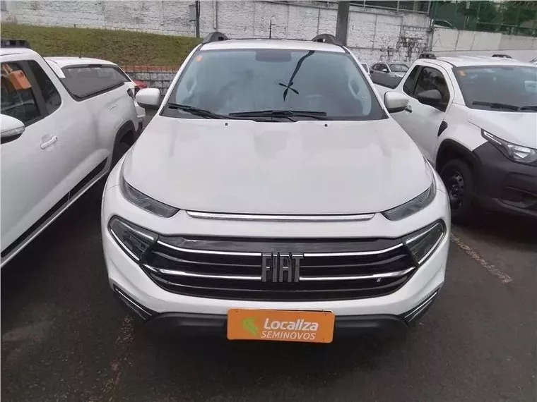 Fiat Toro Branco 8