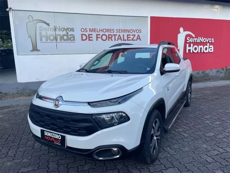 Fiat Toro Branco 1