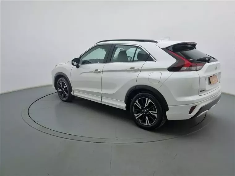 Mitsubishi Eclipse Cross Branco 8