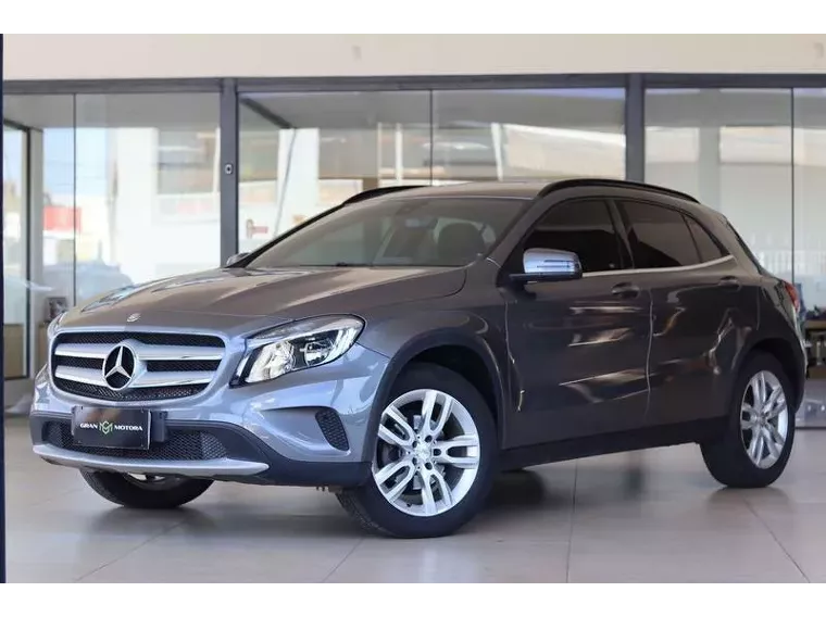 Mercedes-benz GLA 200 Cinza 11