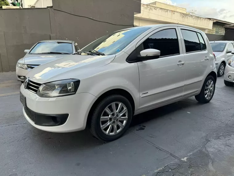 Volkswagen Fox Branco 10