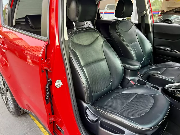 KIA Soul Vermelho 3