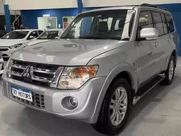 Mitsubishi Pajero Full