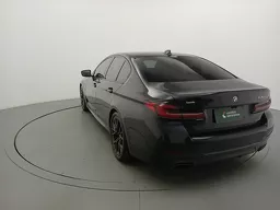 BMW 530e