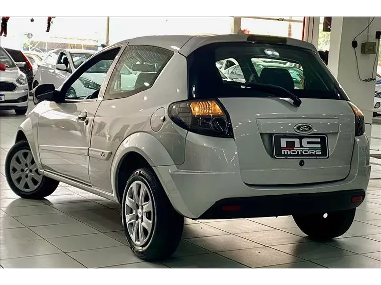 Ford KA Prata 2