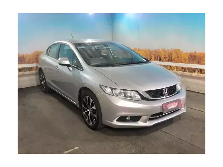 Honda Civic Prata 9