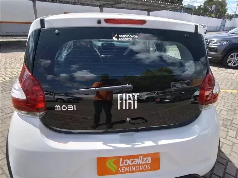 Fiat Mobi Branco 2