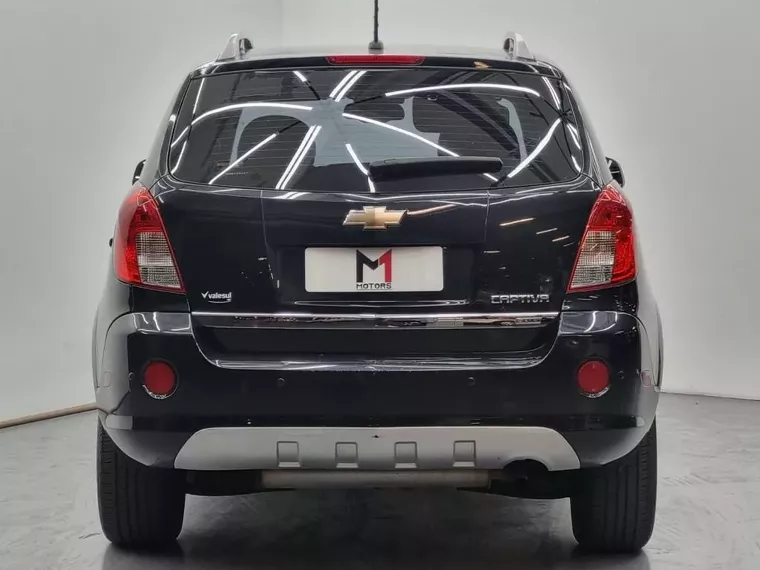 Chevrolet Captiva Preto 7