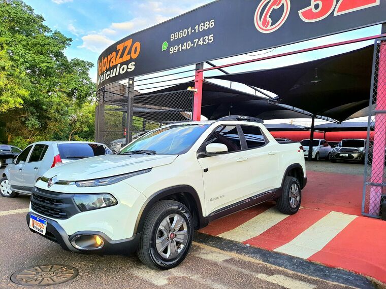 Fiat Toro Branco 8