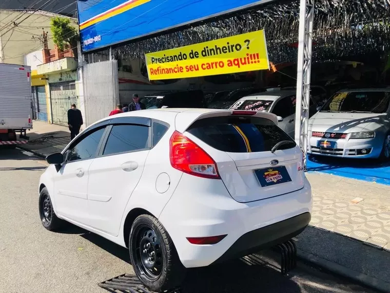 Ford Fiesta Branco 9