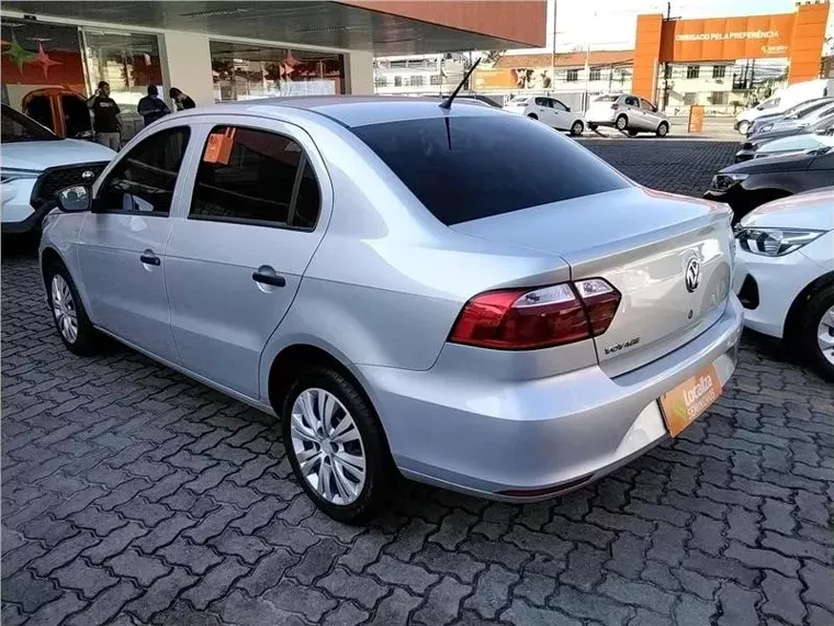 Volkswagen Voyage Prata 9